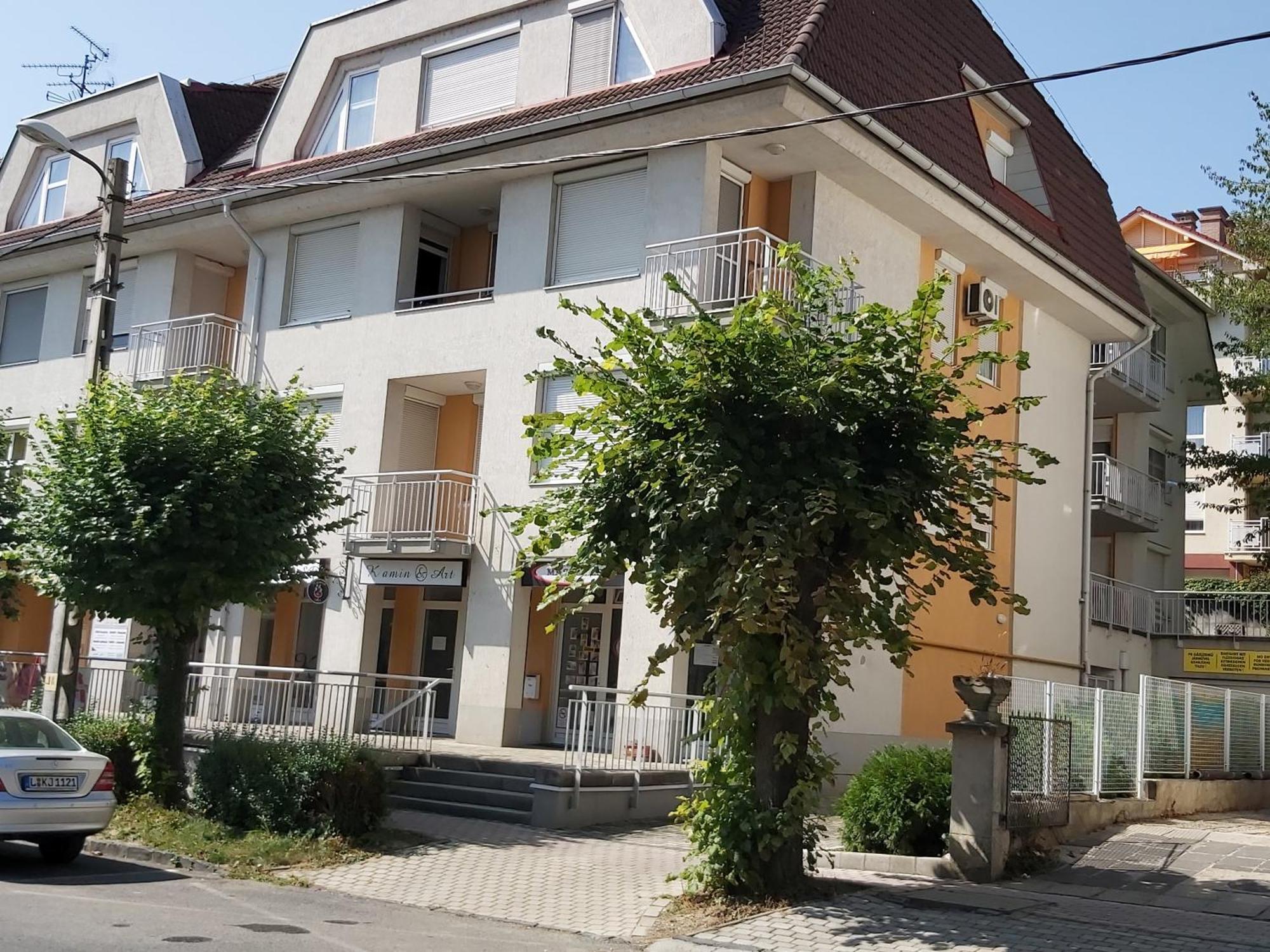 Centrum 2 Apartmanok Hévíz Dış mekan fotoğraf